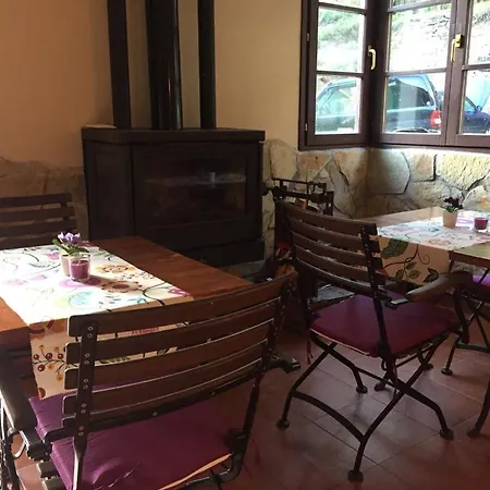 Otel Penacabrera 1 *